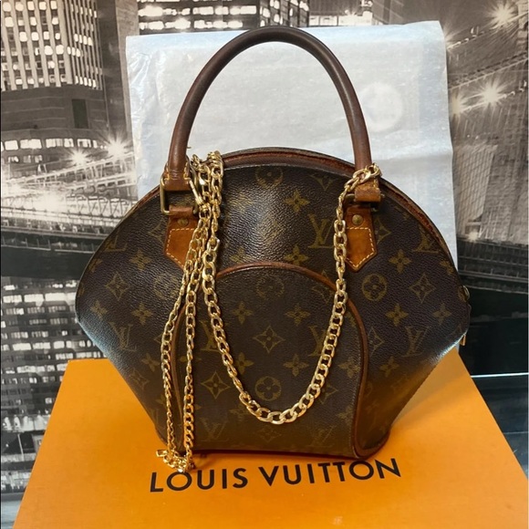 Louis Vuitton Handbags - SOLDAuthentic Louis Vuitton Monogram Ellipse Tote Handbag
